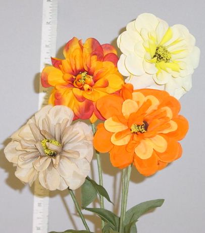 Zinnia  --  Handcrafted in Czechoslovakia