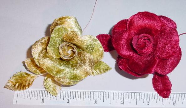 Small Velvet Rose