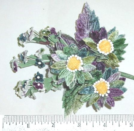 Velvet Daisy by 3 & Forget me Nots