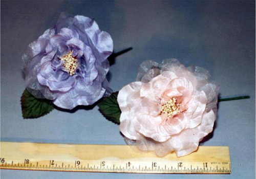 Short Stem Silk & Organdy Rose with 3 Leaves