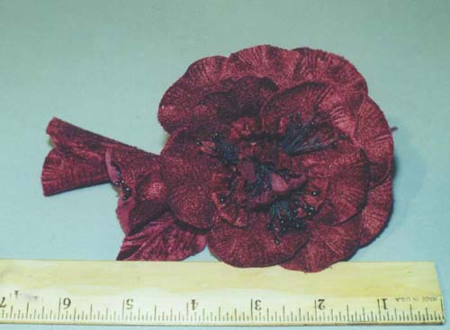 Large Velvet Blossom with 2 Buds