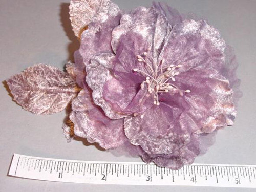 Flat Velvet & Organdy Blossom Pep Center